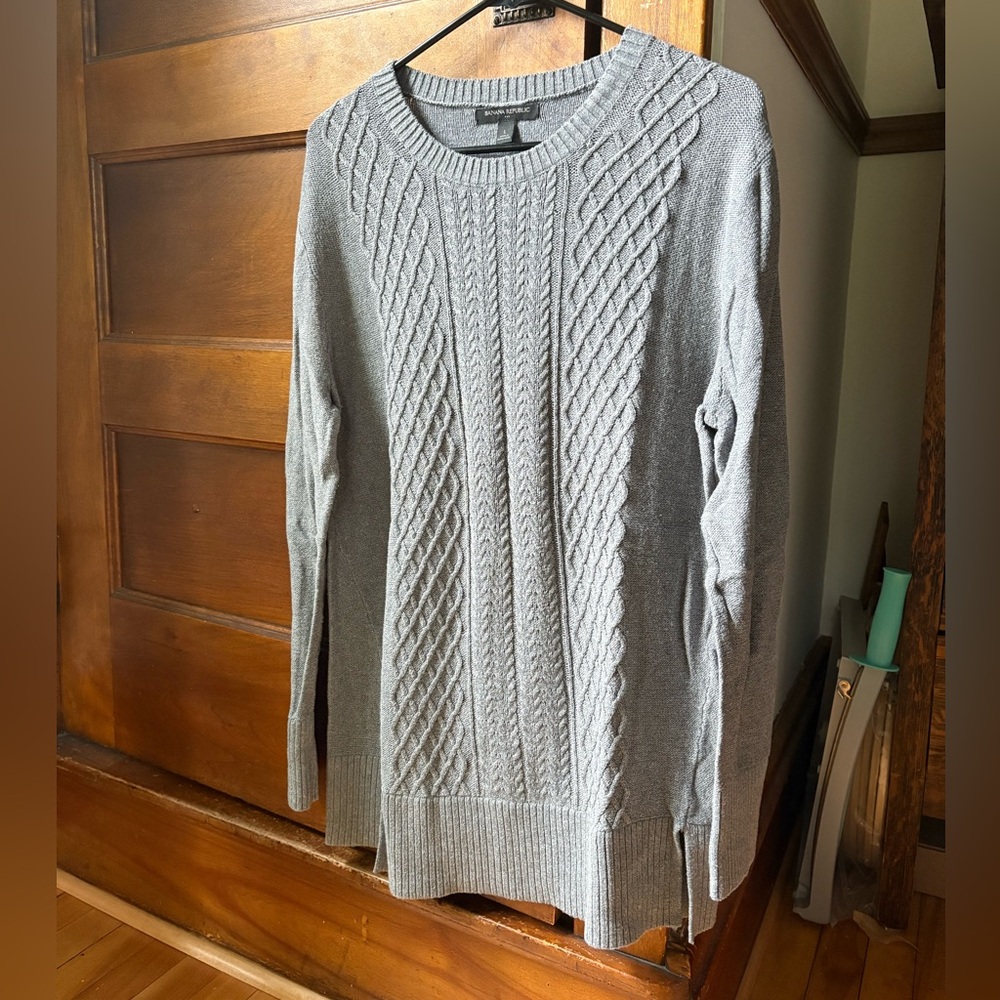 Banana Republic Cable Knit Women’s Sweater